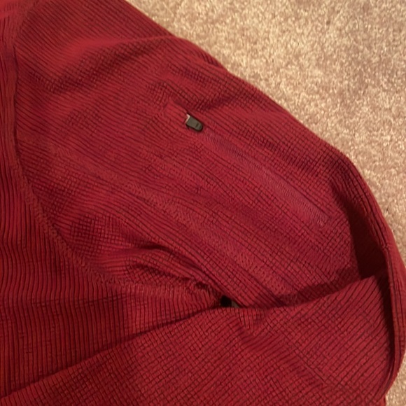 Eddie Bauer 1/4 zip maroon shirt - Picture 2 of 4